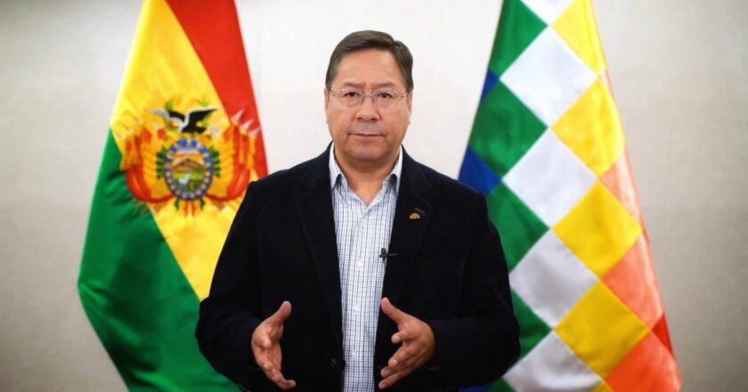 Arce condena incursión policial en embajada mexicana en Ecuador