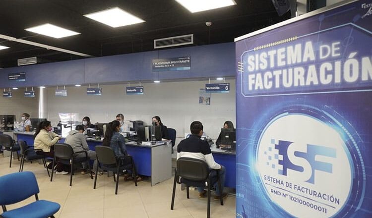 El SIN explicó a dirigentes de comerciantes los beneficios de la facturación electrónica