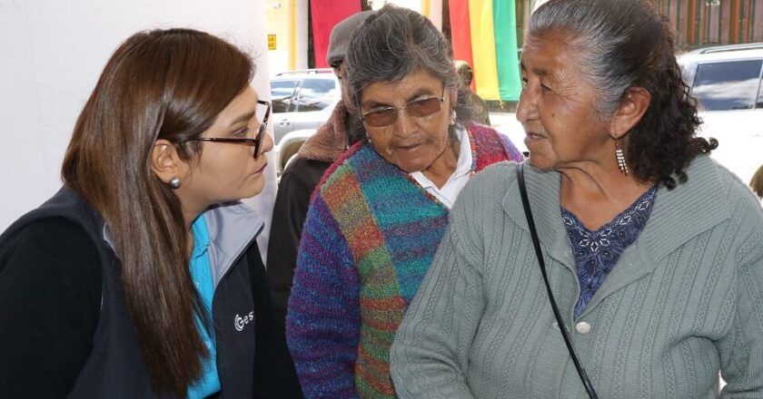 Proyecto de Ley 035 no limita el derecho a seguir trabajando a los adultos mayores de 65 años o más