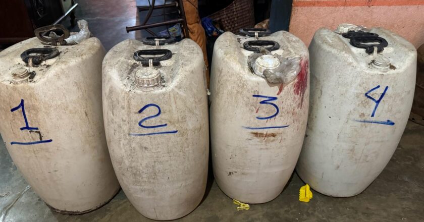 Guayaramerín: Pareja es investigada por tráfico de 10.800 gramos de marihuana y 180 litros de AV-GAS que los tenían en su domicilio