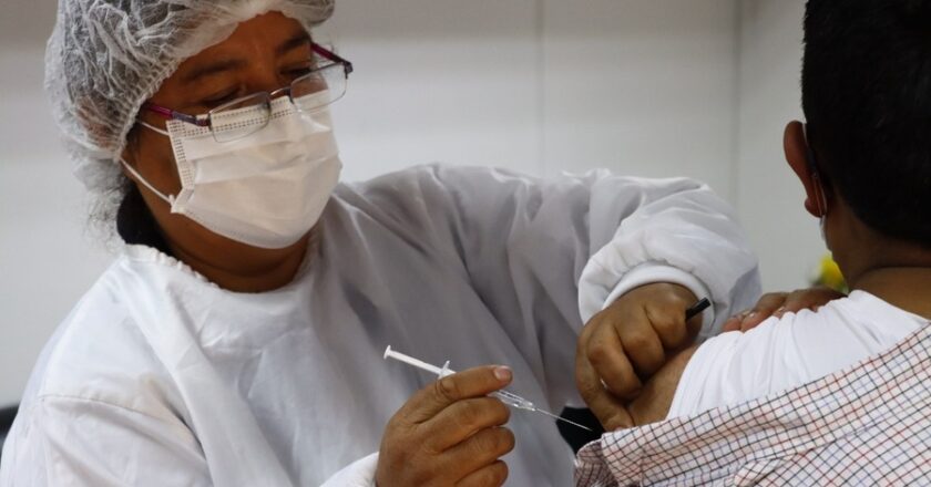 Llaman a los grupos de riesgo a vacunarse contra la influenza para proteger su salud