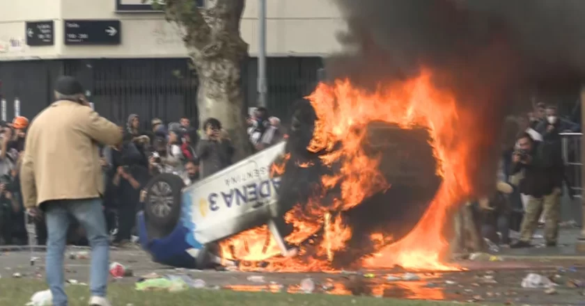 Enfrentamientos en el Congreso de Argentina por Ley de Bases
