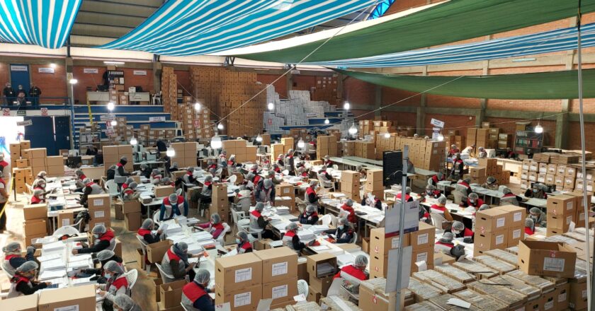 Prevén concluir escaneado de cuestionarios censales de La Paz hasta el fin de semana