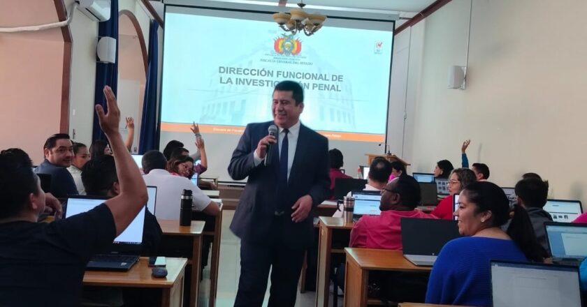 Postulantes a Fiscales de materia institucionalizados cursaron la asignatura “Dirección funcional de la investigación y medios de comprobación”