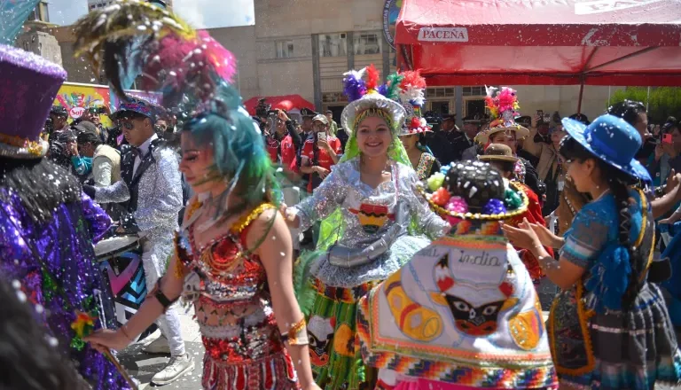 La Paz presenta su agenda oficial para el Carnaval del Bicentenario
