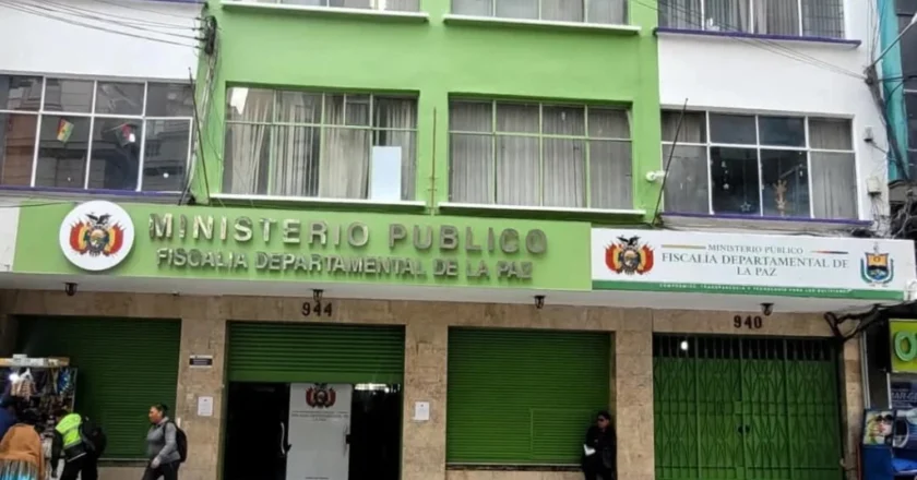 Feminicidio: Fiscalía imputa a pareja de mujer que cayó de un edificio en La Paz