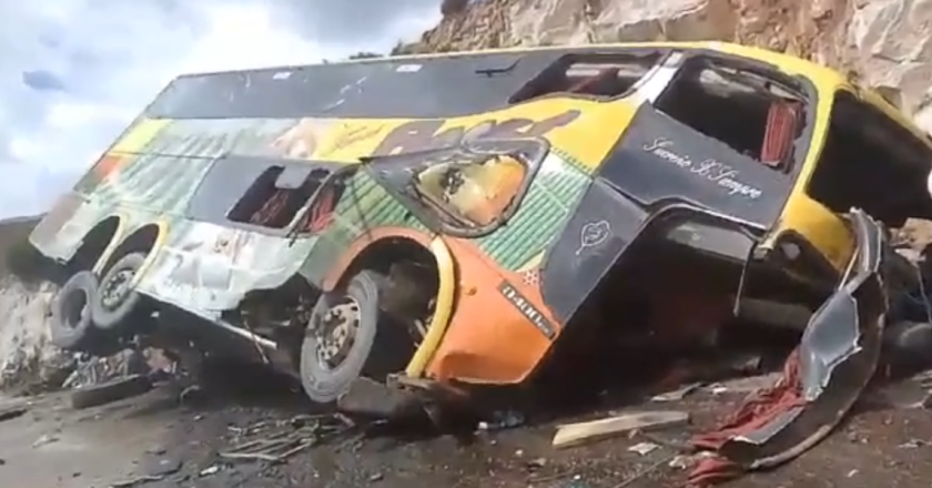 Tragedia en la ruta Pocoata-Sucre: 13 fallecidos y 20 heridos en accidente de bus