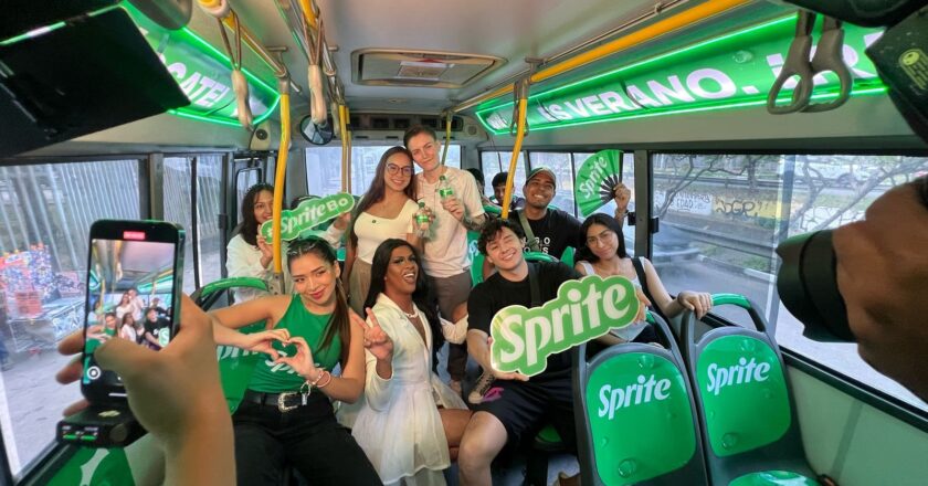 El BUS SPRITE ’25 llevó frescura y diversión a Santa Cruz con una experiencia única para jóvenes