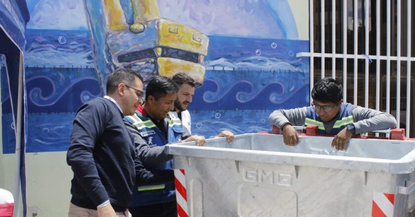 Por un Carnaval limpio, CBN donó 10 contenedores de basura a la Empresa Municipal de Aseo de Oruro
