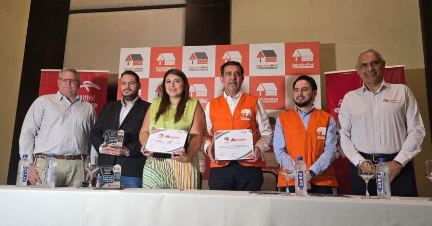 ConstruRed de SOBOCE continua su expansión y firma alianza con Importadora Monterrey, que beneficiará a ferreteros y consumidores