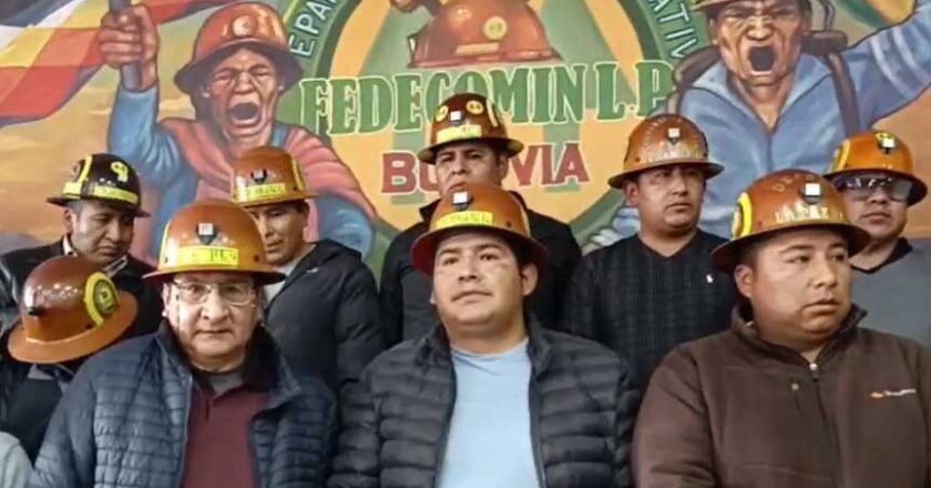 Cooperativas mineras de La Paz se declaran en pie de lucha y anuncian movilización