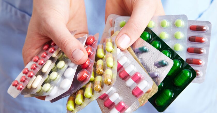 Aduana recuerda que la nacionalización de medicamentos exige certificación de Agemed