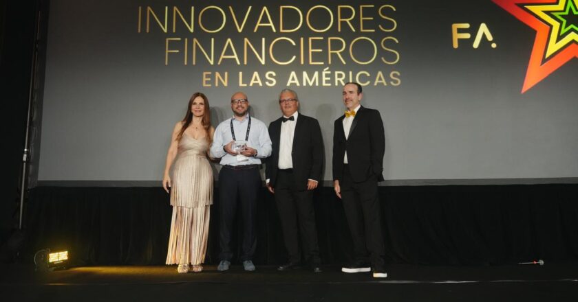 Mujer BDP recibe el Galardón Oro de Fintech Américas en la categoría inclusión financiera     