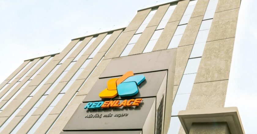 Red Enlace impulsa la revolución de los pagos electrónicos en Bolivia