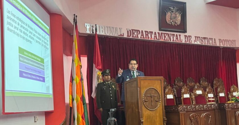 Potosí: Fiscal General expone las principales transformaciones que atraviesa el Ministerio para mejorar la atención a la población