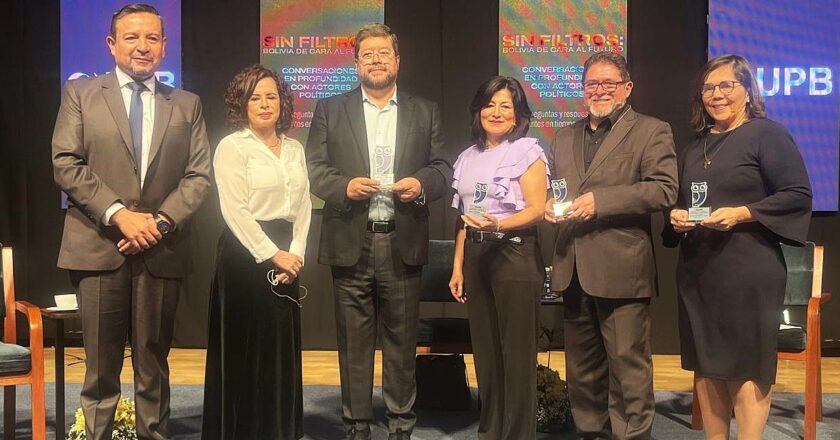 «Sin filtros: Bolivia de cara al futuro» continúa con éxito en La Paz con la participación de Samuel Doria Medina