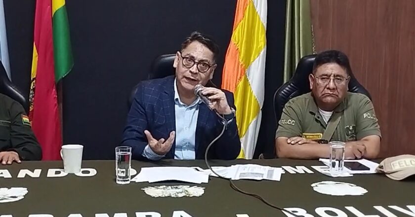 Aguilera dice que dirigentes sociales formaron ‘gobiernos paralelos’ en el Trópico para proteger a grupos delictivos