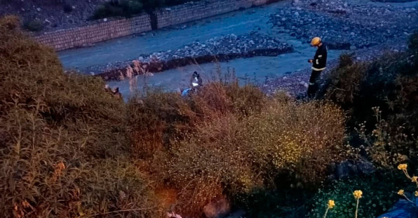 Mujer de 25 años fallece tras presunto suicidio en contexto de violencia de pareja en La Paz