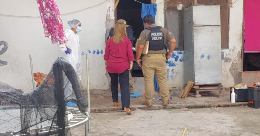 Fiscalía investiga un hecho de feminicidio registrado en Santa Cruz