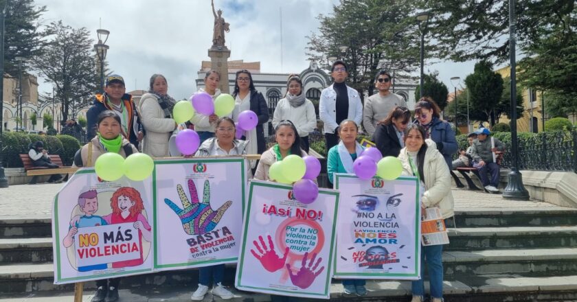 Fiscalía de Potosí participó de la caminata «Por los Derechos de la Mujer»