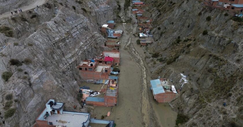 Fiscalía imputa al alcalde de la paz por omitir tareas de control y fiscalización en Bajo Llojeta