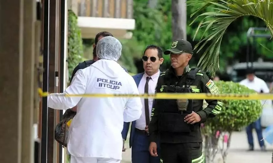 Esposa del Capitán Aldunate declara como testigo en la Fiscalía de Santa Cruz
