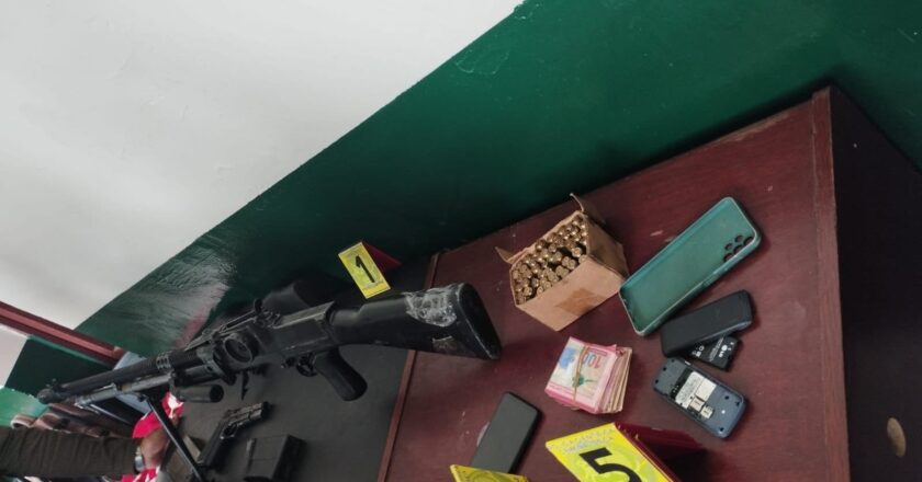 La Paz: Sujeto es imputado por posesión de armas de fuego
