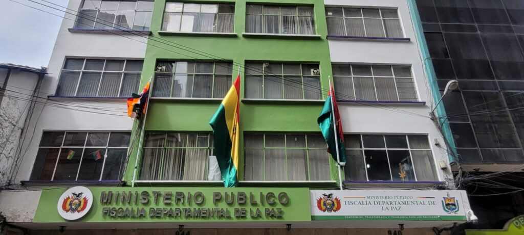 FISCALÍA LAPAZ