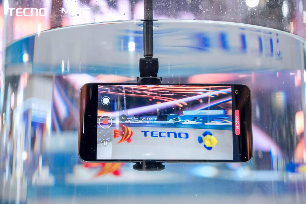 Tecno lanzó en Bolivia en nuevo CAMÓN 40: Fotografía rápida, precisa y perfecta