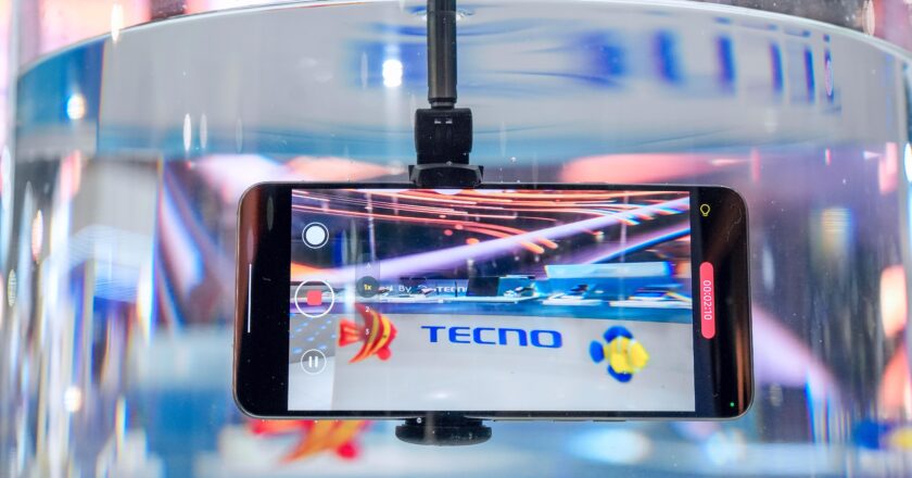 Tecno lanzó en Bolivia en nuevo CAMÓN 40: Fotografía rápida, precisa y perfecta