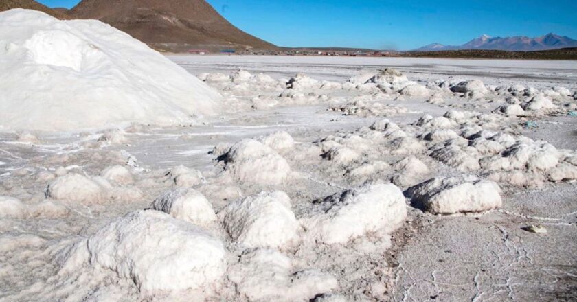 YLB invertirá Bs 134,85 millones en salares de Uyuni y Coipasa durante 2025