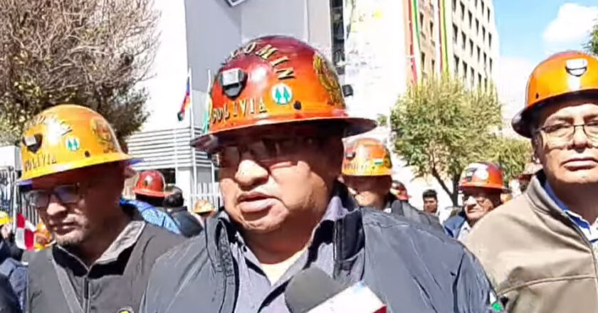 Fencomin abandonó diálogo con ministros y exige reunión directa con el presidente Arce