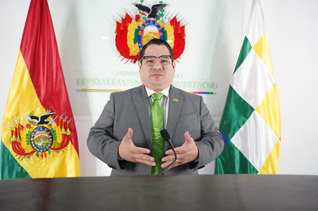 ROGER MARIACA