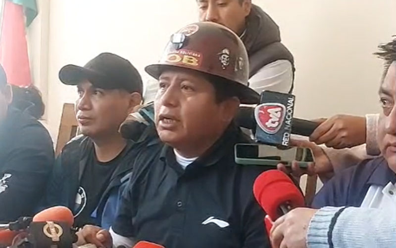 Huarachi defiende incremento salarial y exige retribución de empresarios a beneficios otorgados