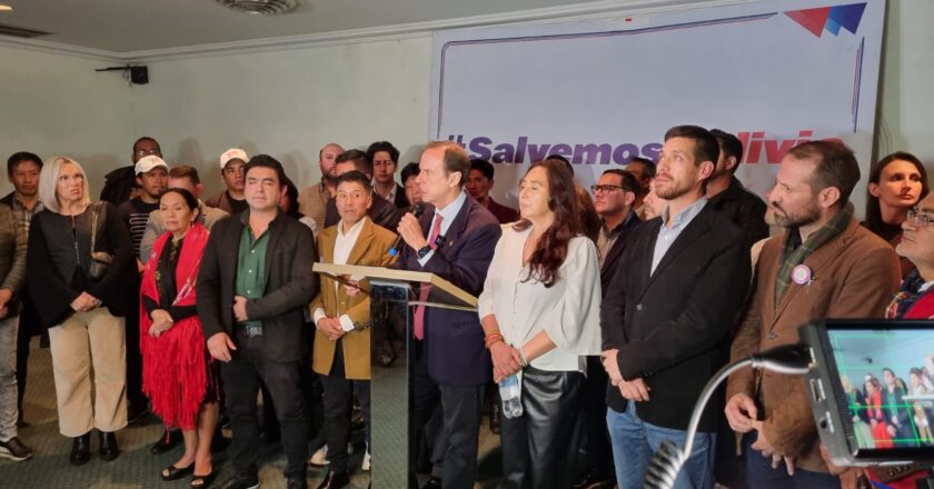 Tuto Quiroga critica elección de Doria Medina y anuncia inscripción de su alianza