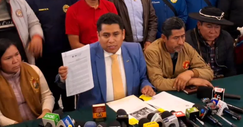 Alianza Popular descarta su inhabilitación y confirma su candidatura