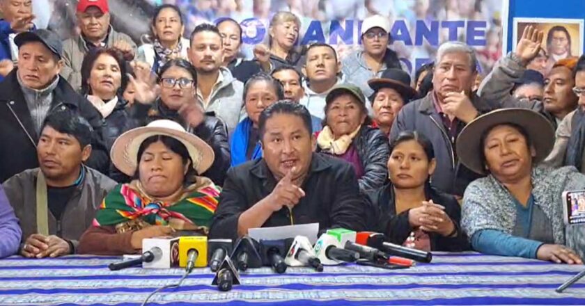 Evistas convocan a una protesta prolongada en La Paz para exigir la renuncia del Gobierno y autoridades judiciales