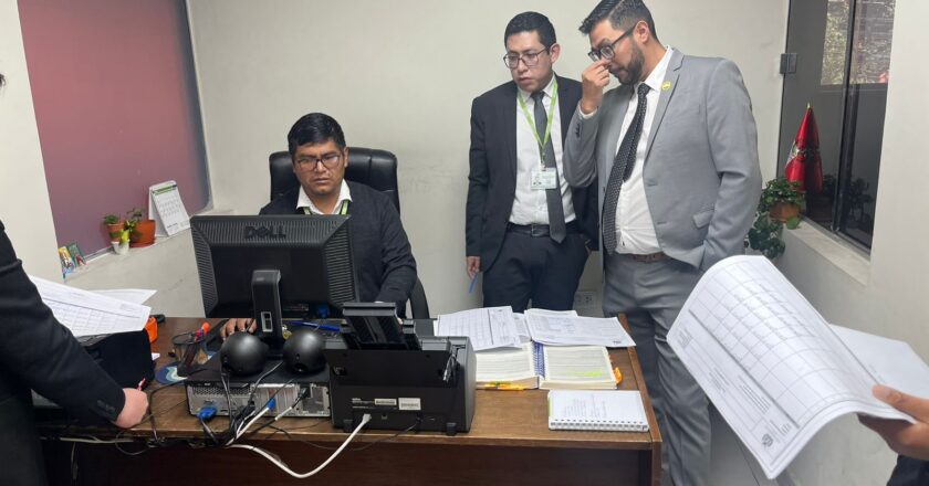 Fiscal Departamental de Potosí inspecciona Despachos Fiscales para fortalecer el servicio a la población