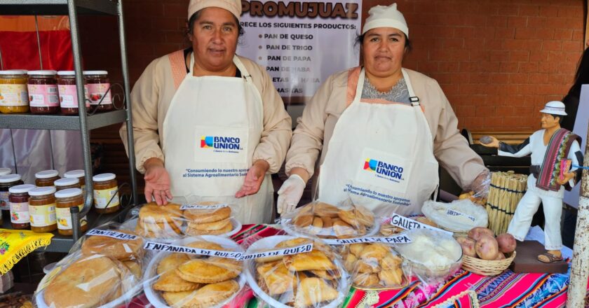 Banco Unión impulsa a emprendedores con el programa “IncubaUnión para la Exportación”