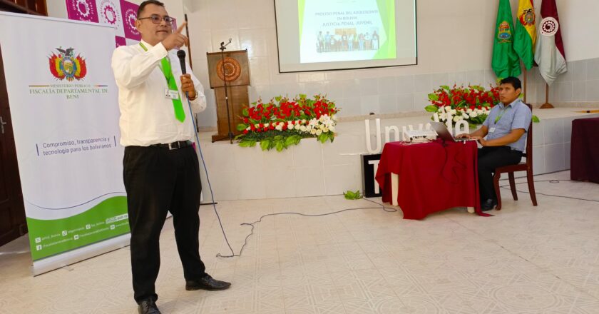 Fiscalía explica sobre delitos de la Trata, Tráfico y Justicia Penal Juvenil en la Universidad del Valle