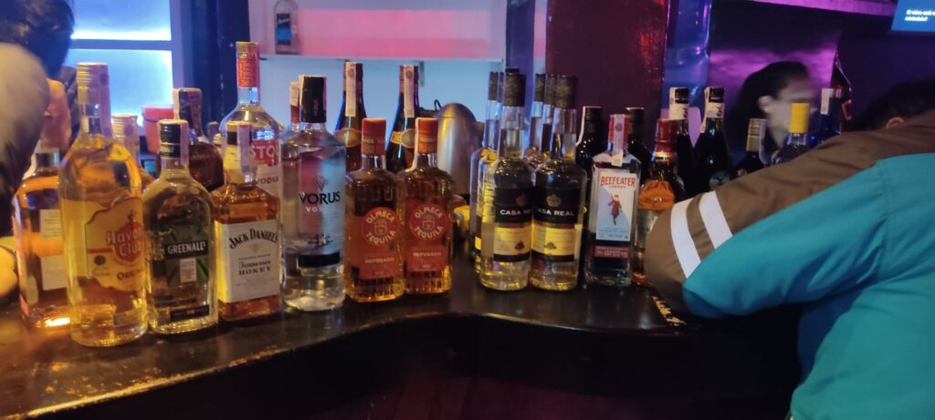 BAR CLANDESTINO