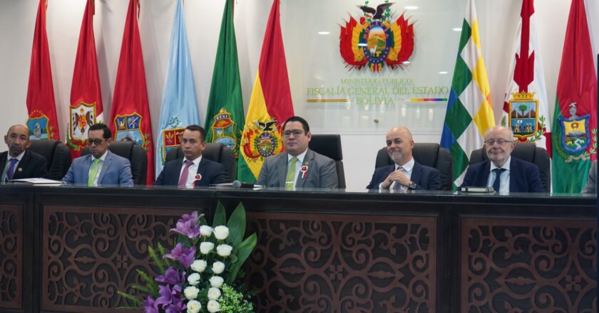 Fiscal General del Estado presenta el Ecosistema «ROMA» como un hito en la revolución tecnológica de justicia con acceso para todos los bolivianos
