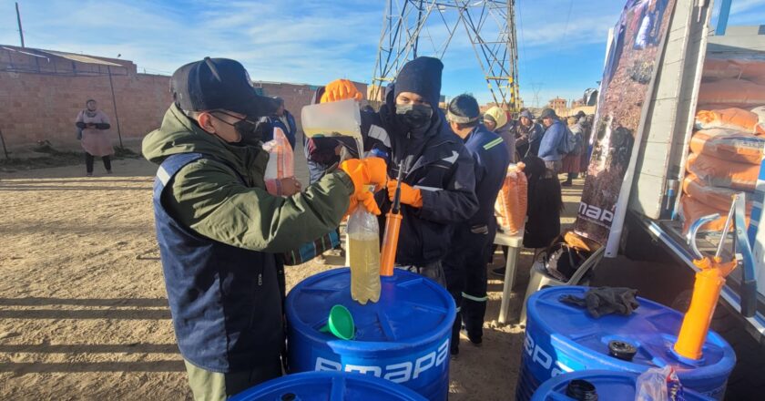 Aceite «Sabor Casero» de San Julián: Gobierno intensifica distribución de alimentos en El Alto frente a bloqueos