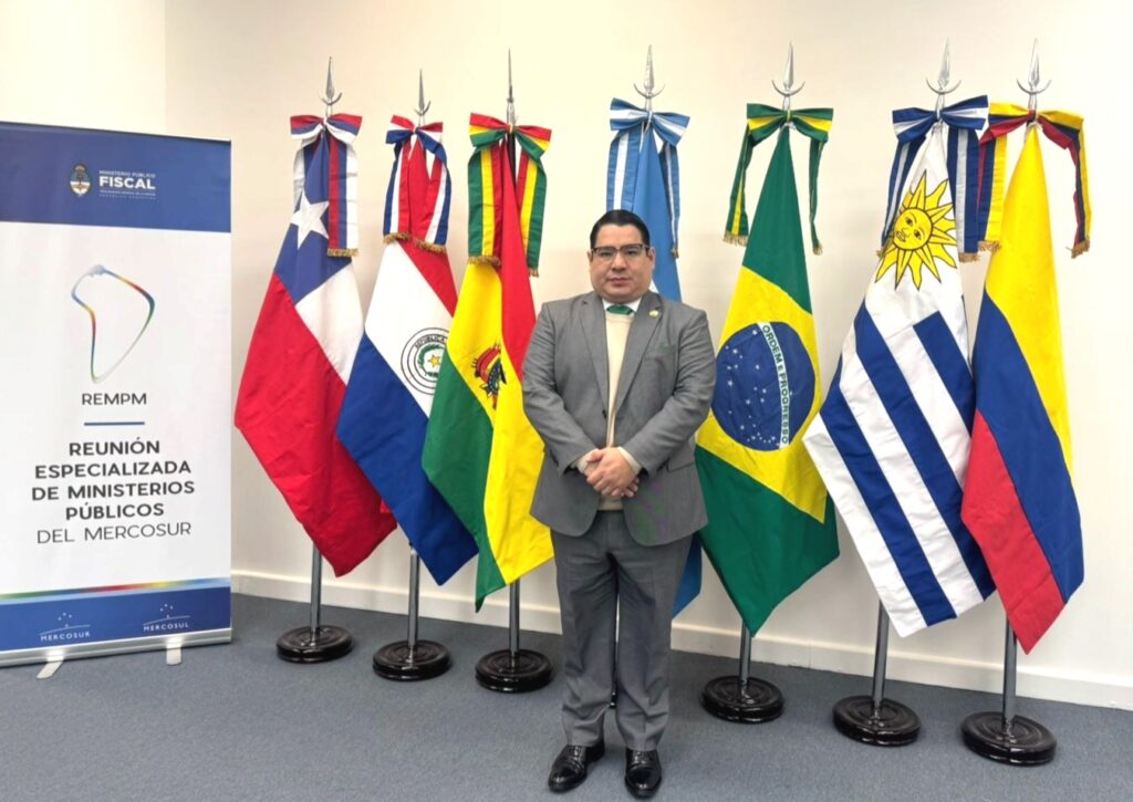 ROGER MARIACA