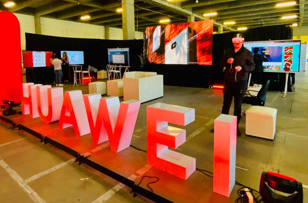 HUAWEI