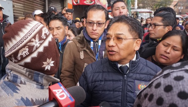 Viceministro Jorge Silva fue agredido en la Garita de Lima durante control de precios