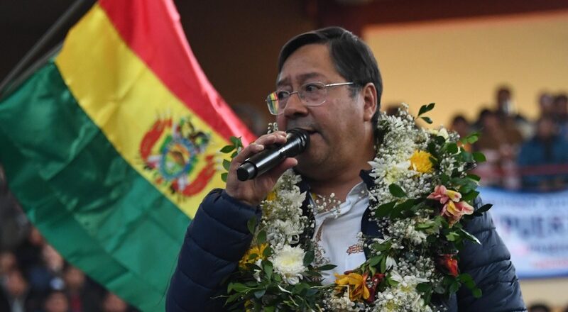 Arce pone a disposición su candidatura al Senado y anuncia ajustes en las listas del MAS