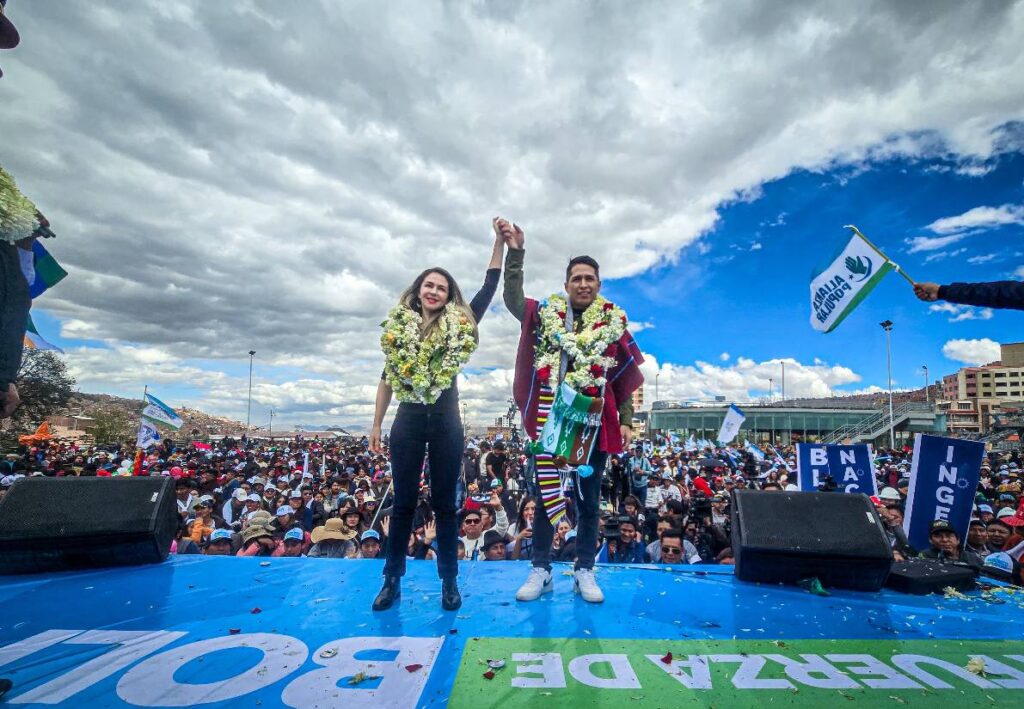 MARIANA PRADO Y ANDRÓNICA RODRÍGUEZ