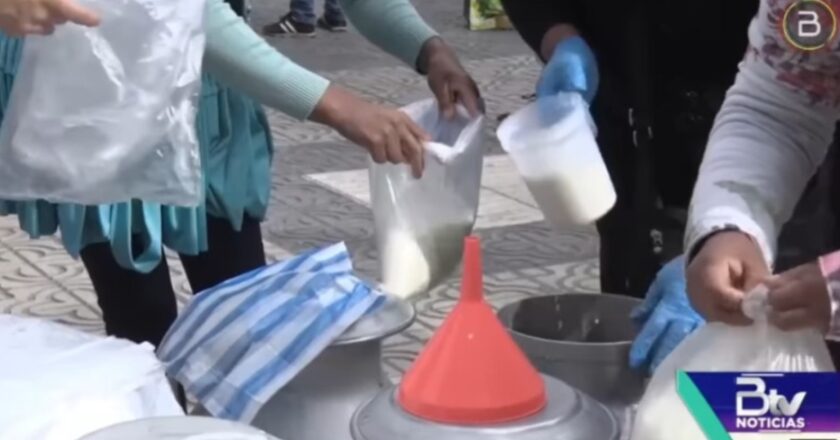 Productores lecheros venden litro de leche a Bs 5,50 en Cochabamba ante perjuicios por bloqueos