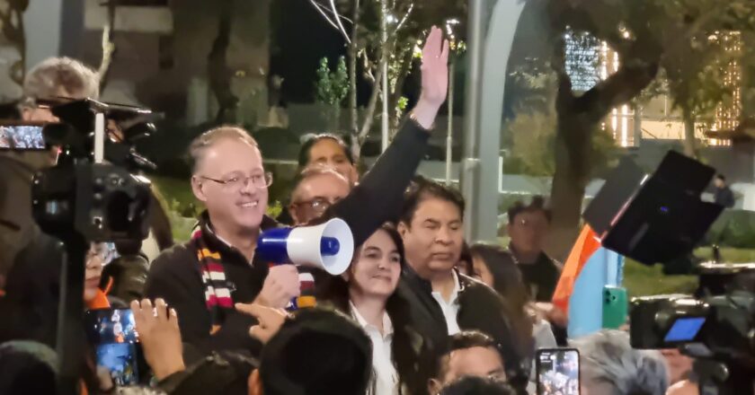 Jaime Dunn oficializa su candidatura presidencial por Nueva Generación Patriótica
